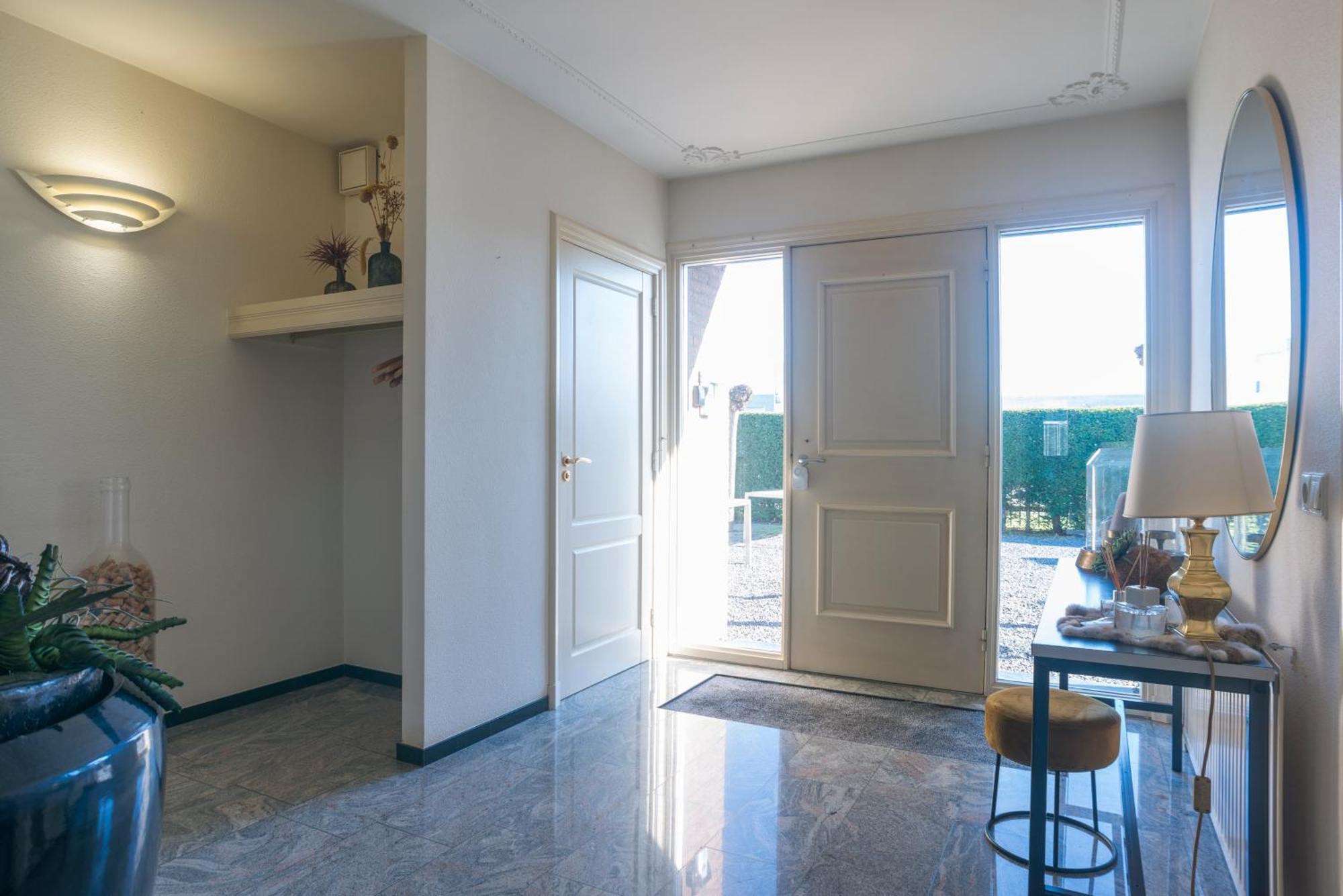 Xxl House With Free Parking & 3 Bedrooms Villa Tilburg