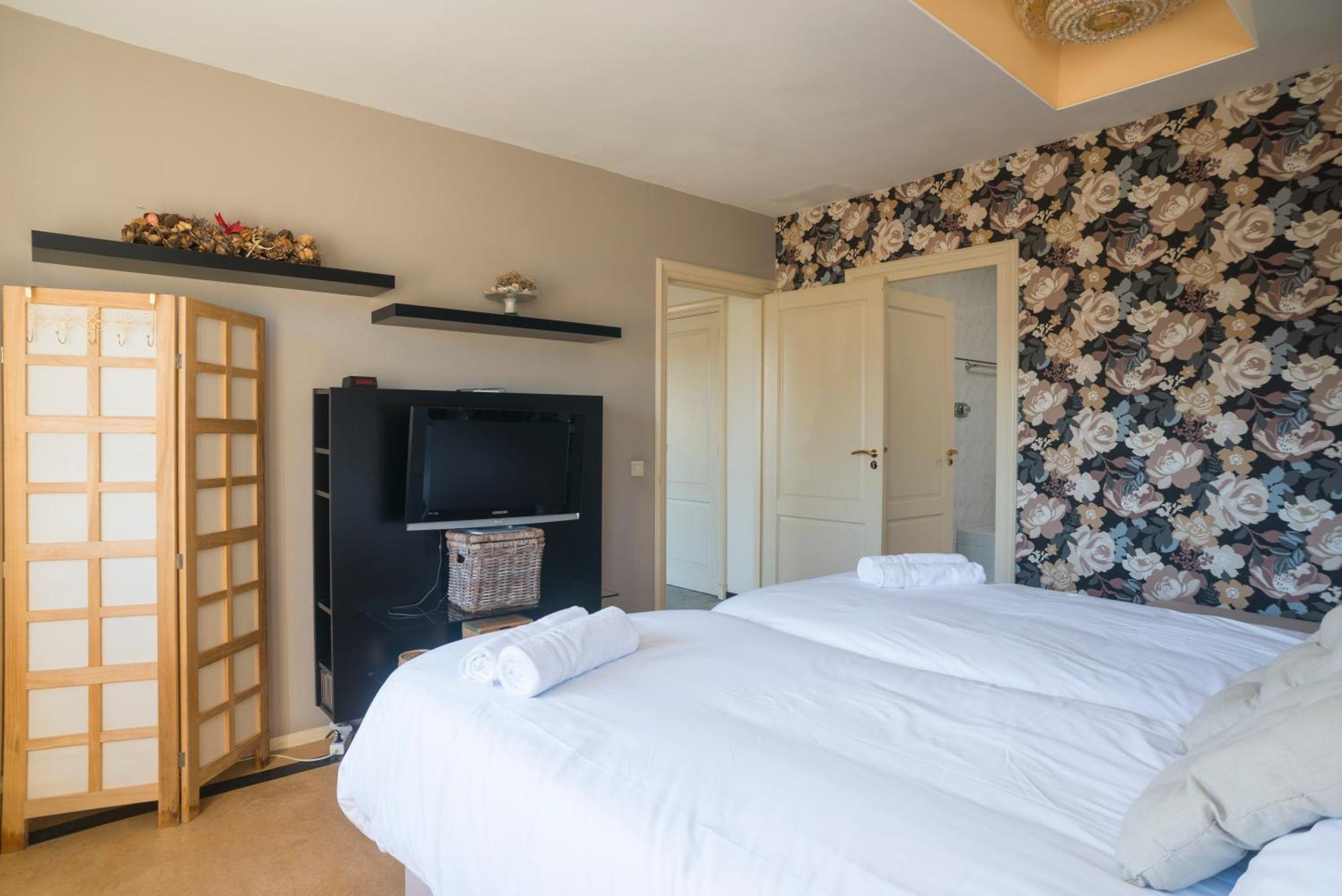 Xxl House With Free Parking & 3 Bedrooms * Tilburg